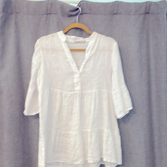 Linen blouse. White half-button up. Tier ruffled. New without tags. Small - Picture 1 of 6